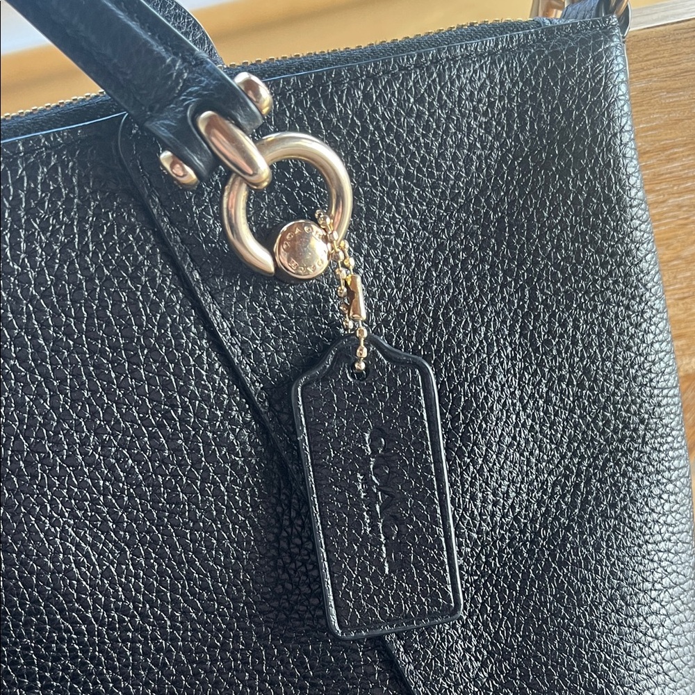 COACH Kasey Satchel crossbody tote - Picture 3 of 7